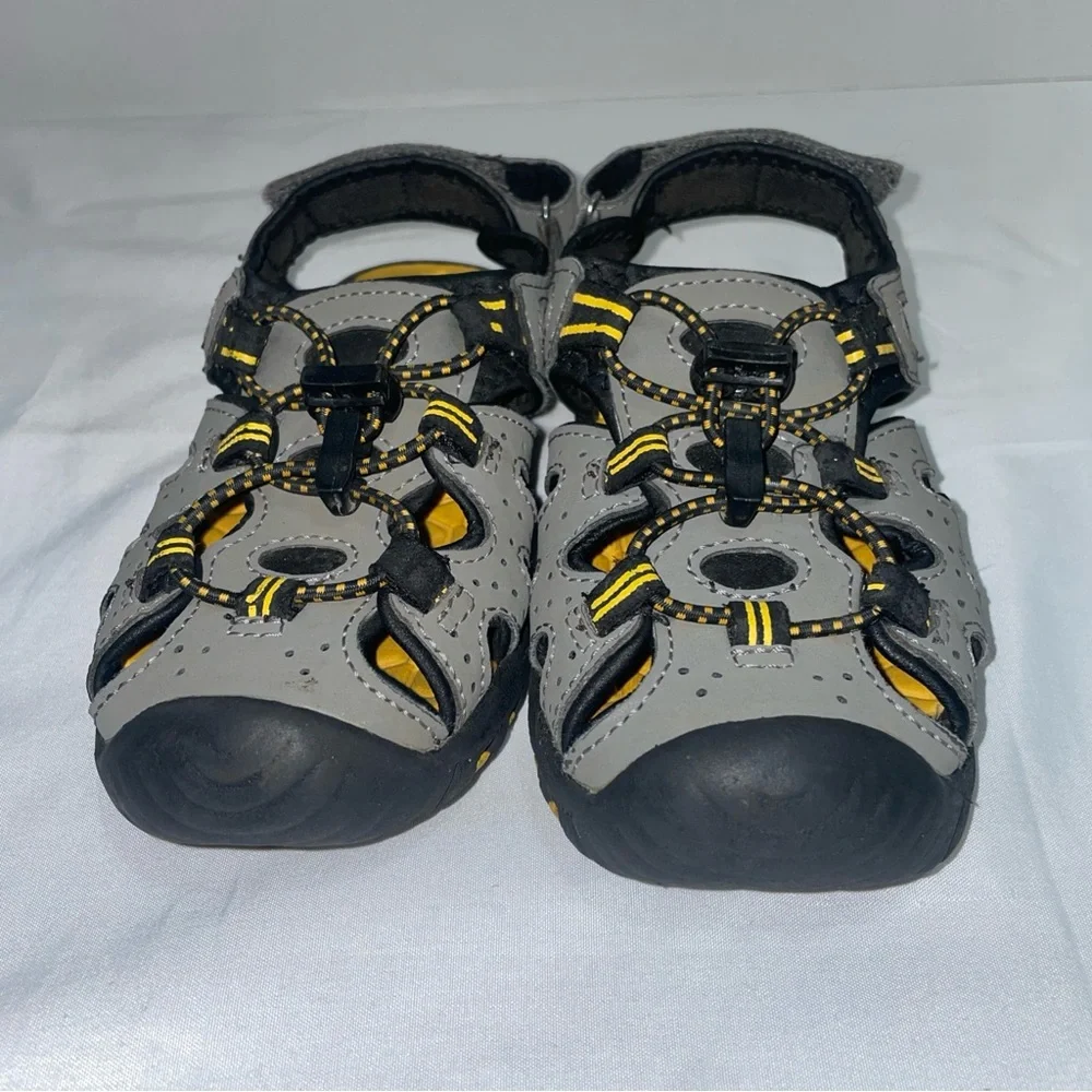 Khombu Kyle Boys Grey Yellow Closed Toe Water Sandals Size 12 Outdoor Hiking